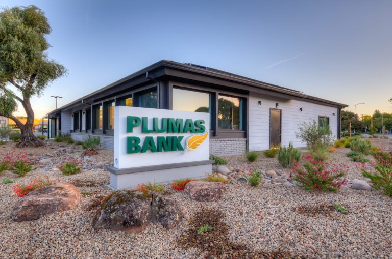 Plumas Bank